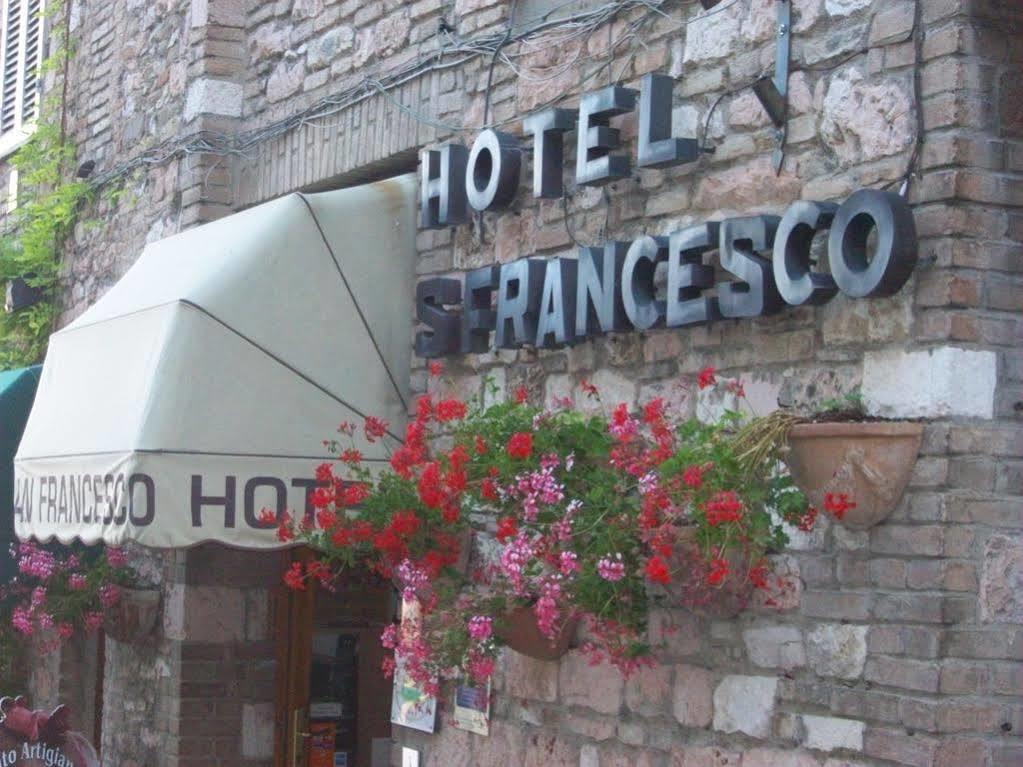 Hotel San Francesco Assisi Bagian luar foto